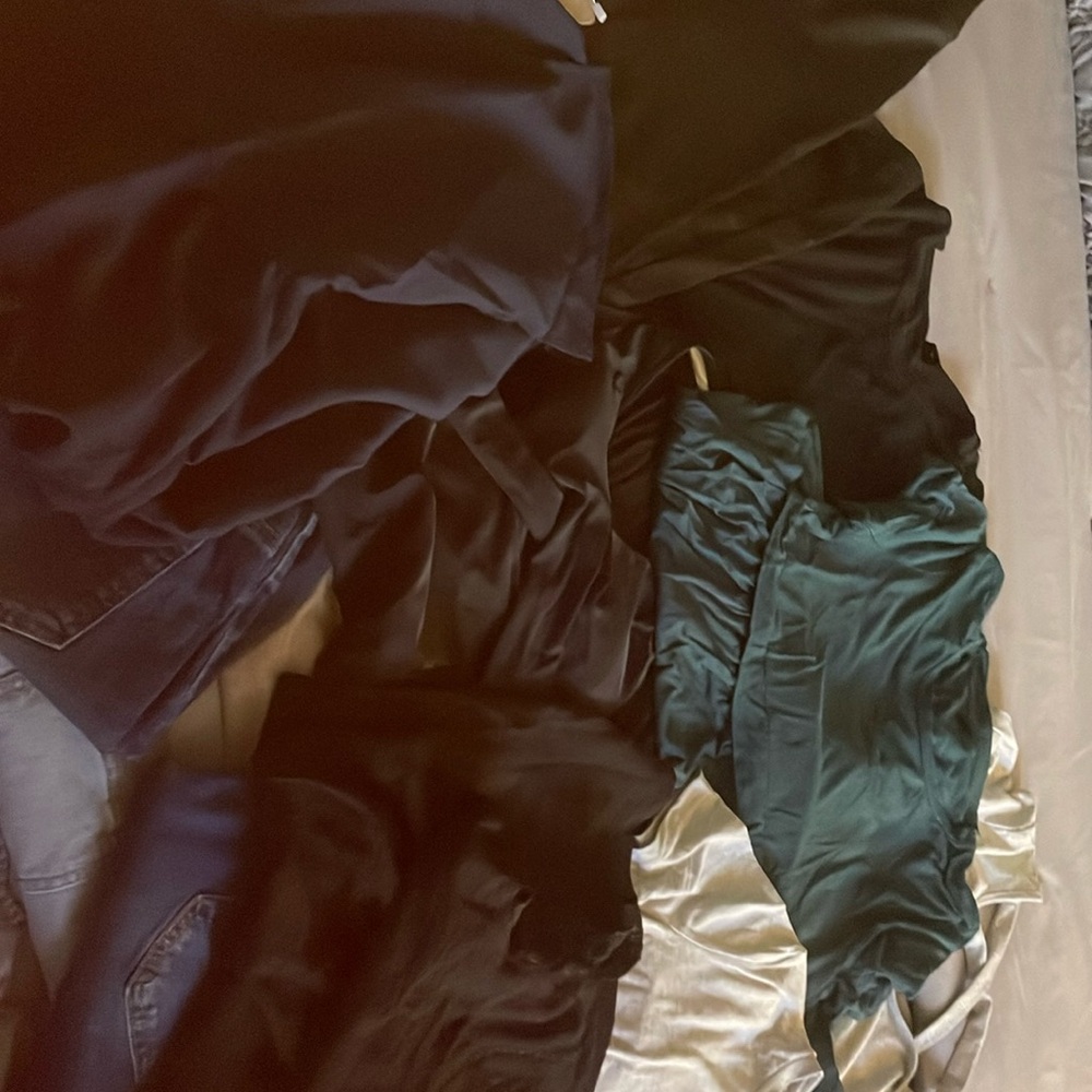 Maternity Clothes (Bundle)